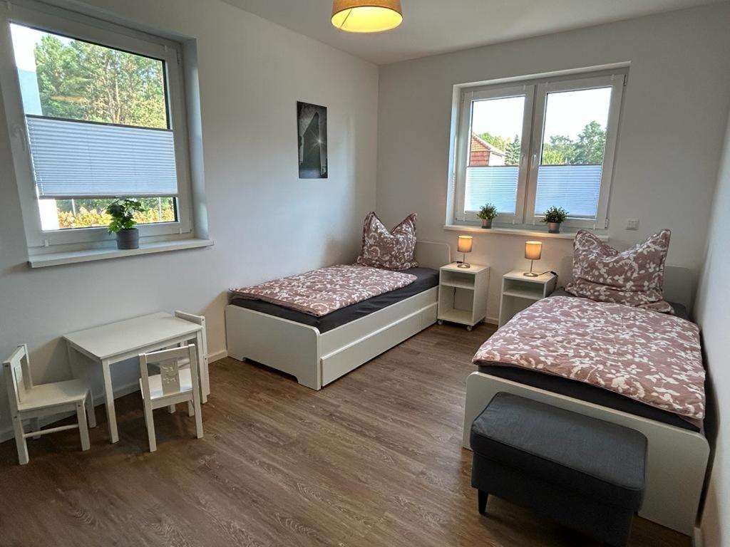 Exklusive Bei Berlin, Bis 5 Gaeste, Grosse Terrasse, Garten
